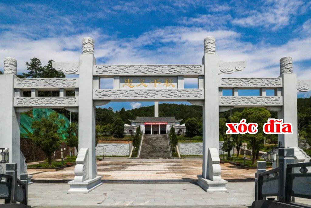 Chứng kiến hành trình trăm năm, xây dựng giấc mơ mới | Chi bộ Green Oasis tổ chức hoạt động kỷ niệm 100 năm thành lập Đảng và giáo dục học tập lịch sử đảng.